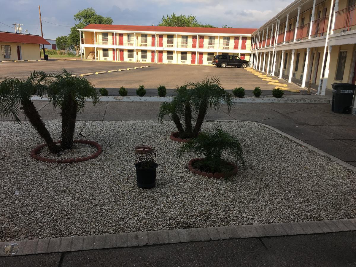 Alice Motor Inn Ngoại thất bức ảnh